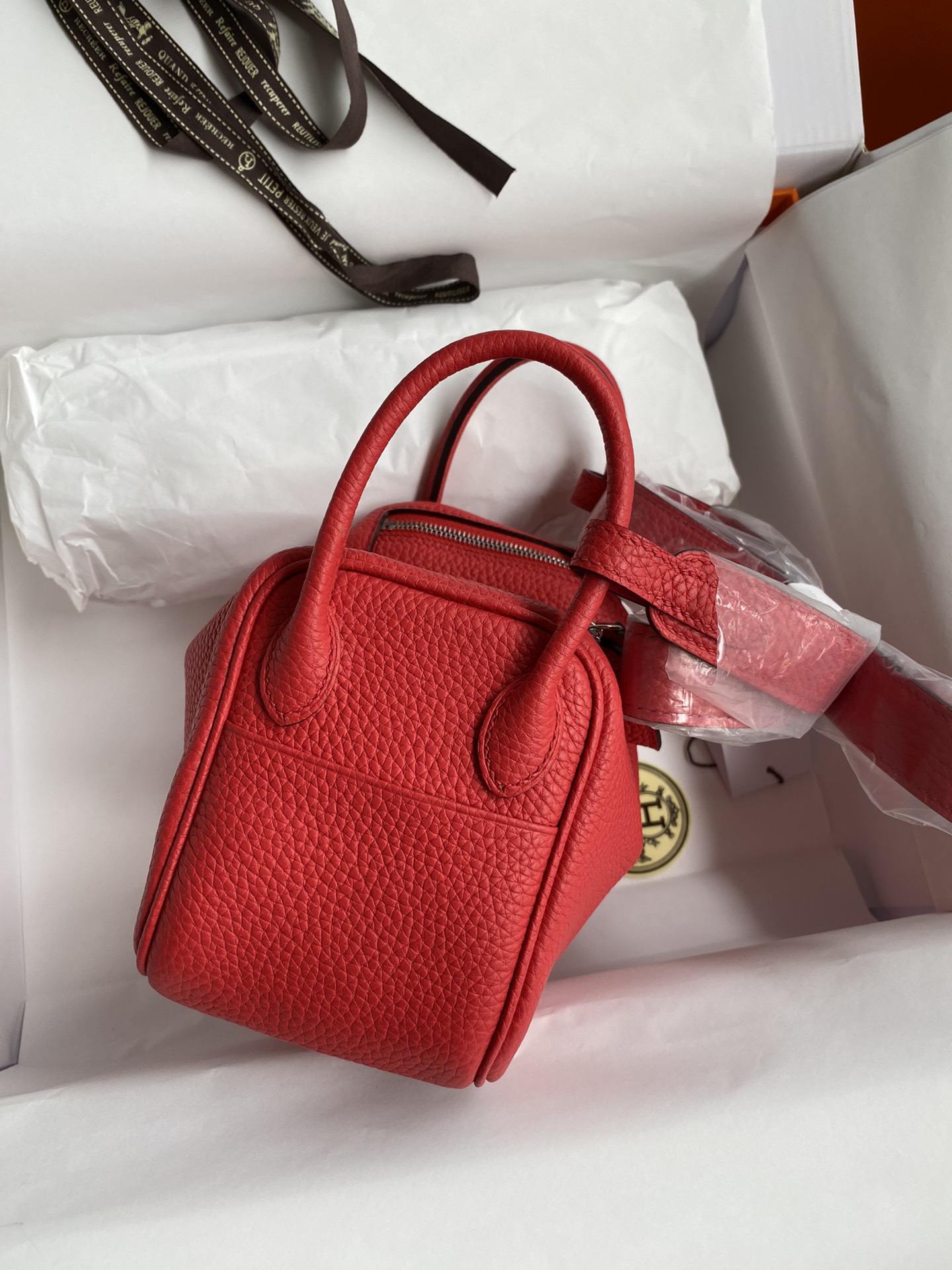 Hermes Mini Lindy 19cm Handbag Shoulder Bag In Red Clemence Leather